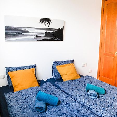 Surf Dream Surfhouse Hostel Corralejo Bagian luar foto