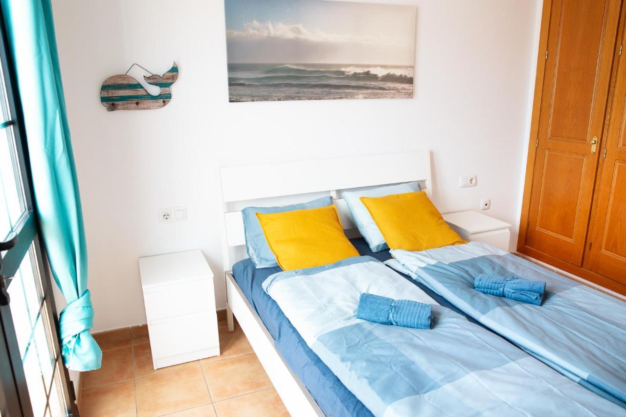 Surf Dream Surfhouse Hostel Corralejo Bagian luar foto