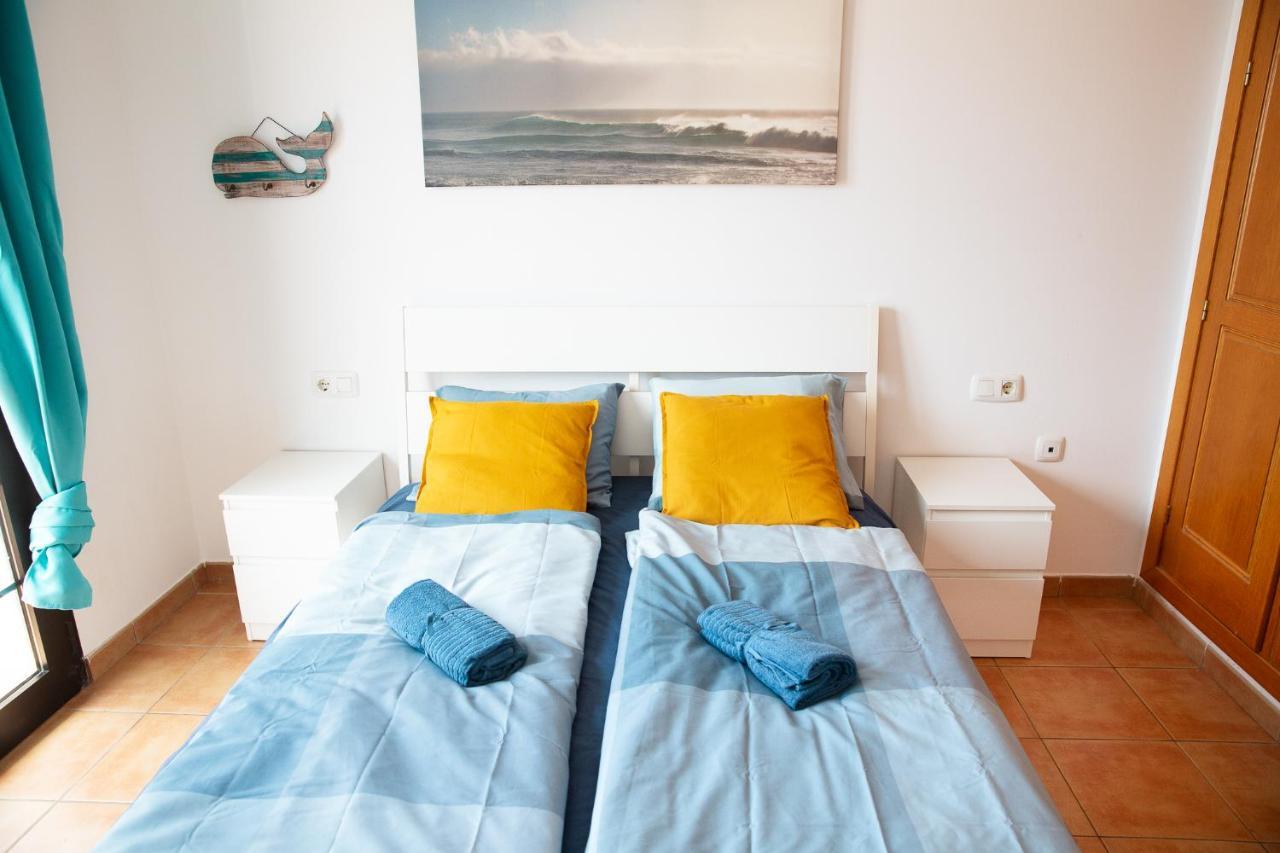 Surf Dream Surfhouse Hostel Corralejo Bagian luar foto