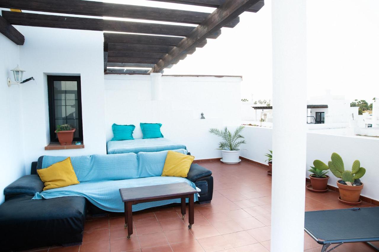 Surf Dream Surfhouse Hostel Corralejo Bagian luar foto