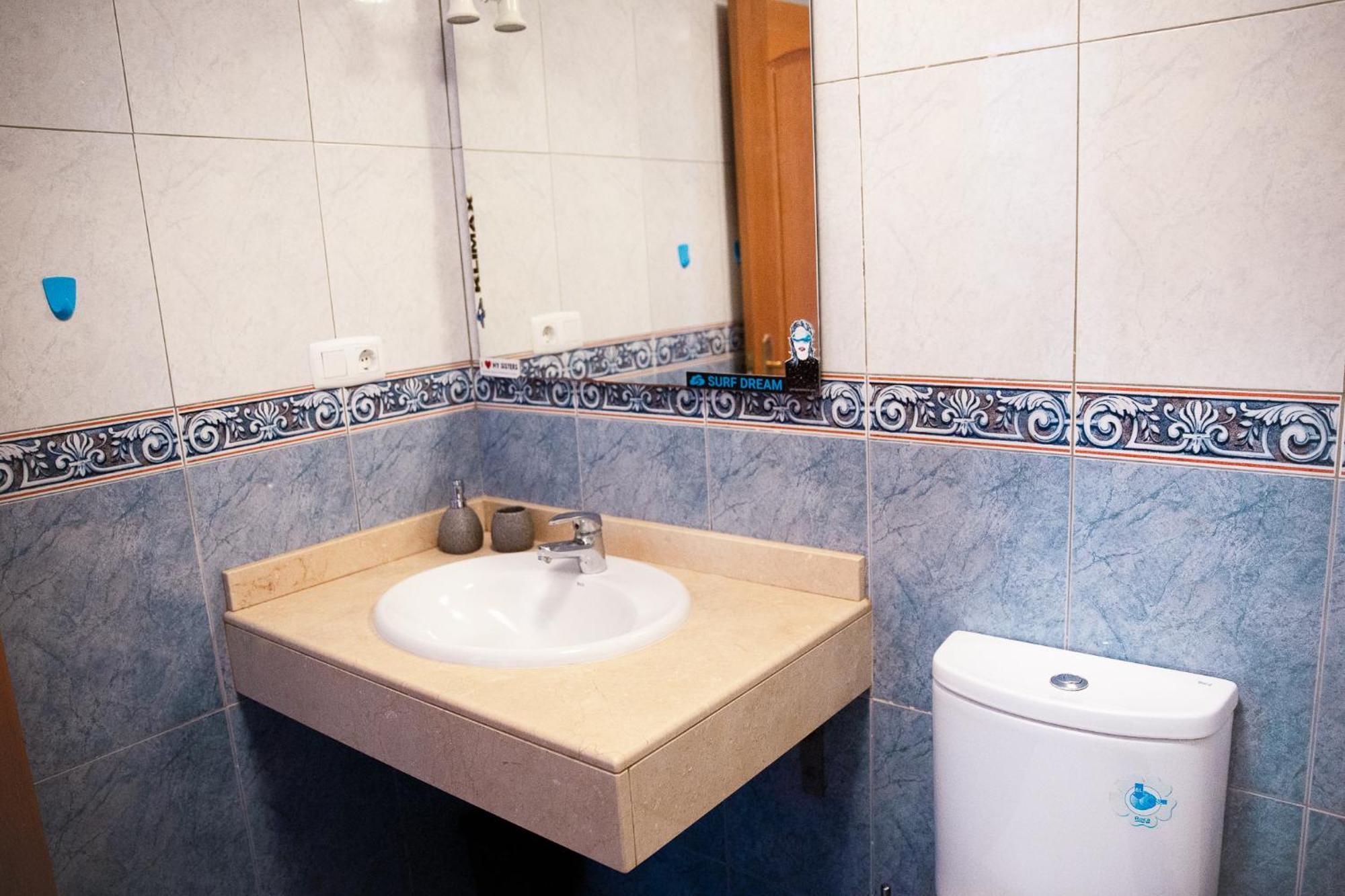 Surf Dream Surfhouse Hostel Corralejo Bagian luar foto