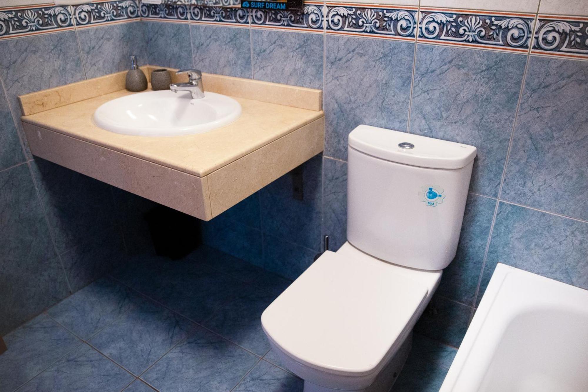 Surf Dream Surfhouse Hostel Corralejo Bagian luar foto