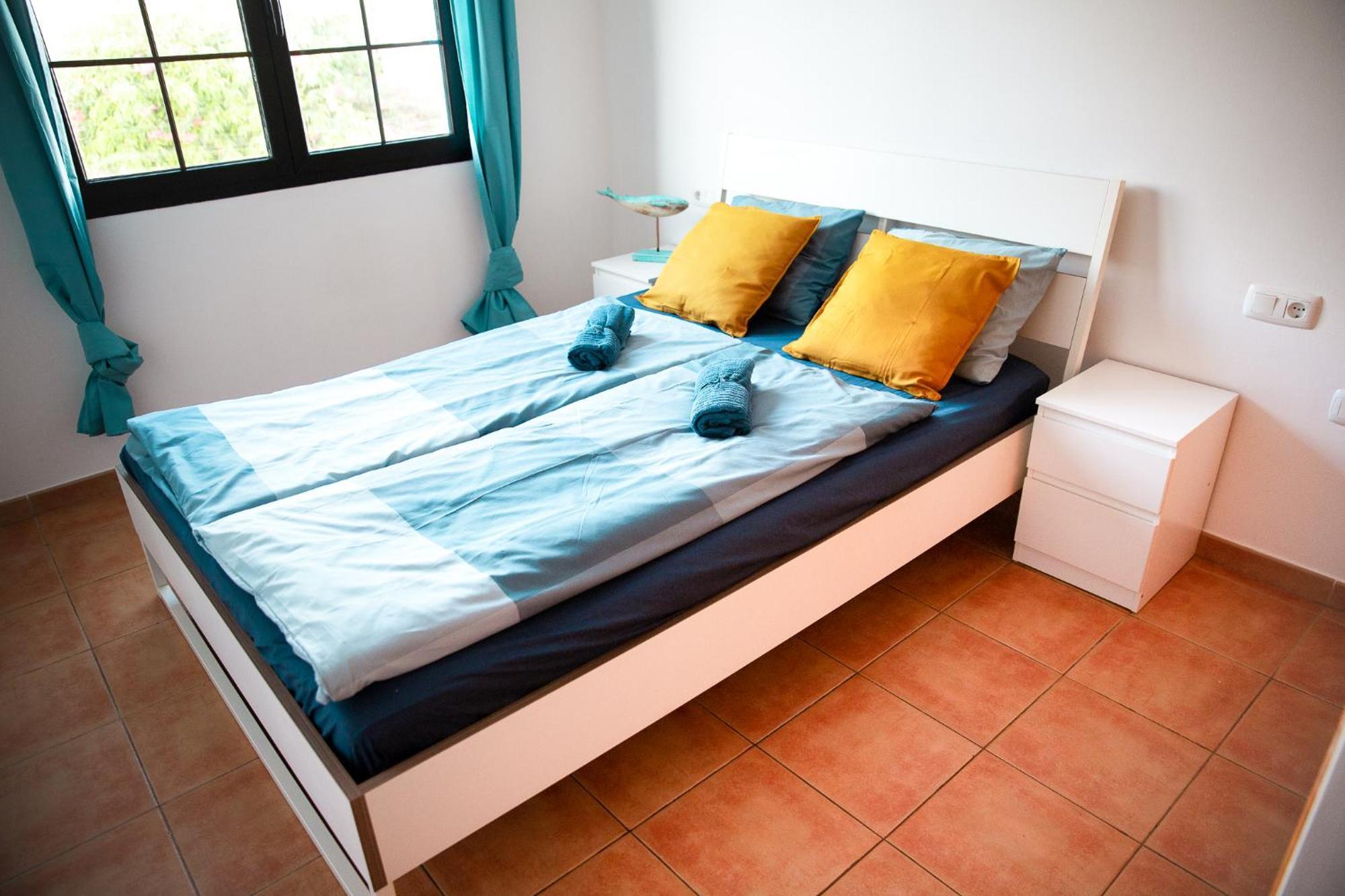 Surf Dream Surfhouse Hostel Corralejo Bagian luar foto